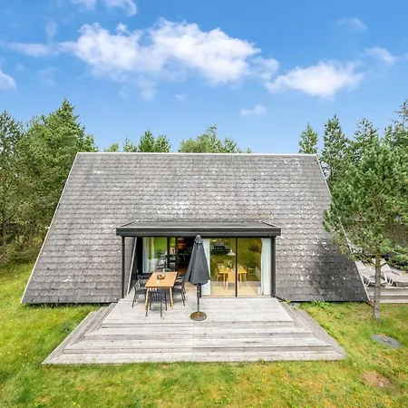 Peta - 1-6km From The Sea By Interhome Вайерс-Странд