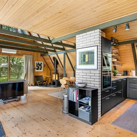 Peta - 1-6km From The Sea By Interhome